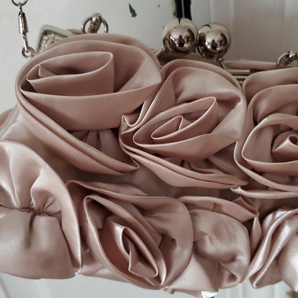 Purse - Picture 3 of 7